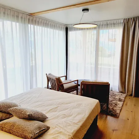 Chalet De Gamme Avec Sauna, Et Parking Proche Des Pistes - Fr-1-755-30 La Plagne