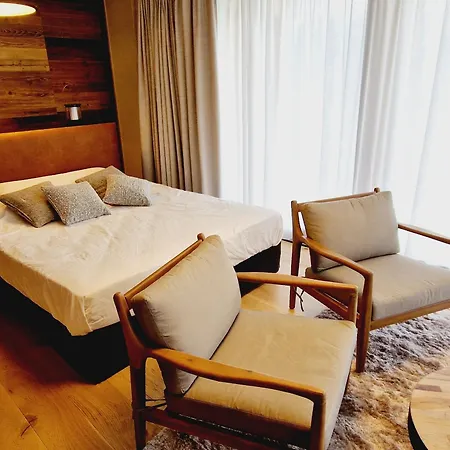 De Gamme Avec Sauna, Et Parking Proche Des Pistes - Fr-1-755-30 * La Plagne