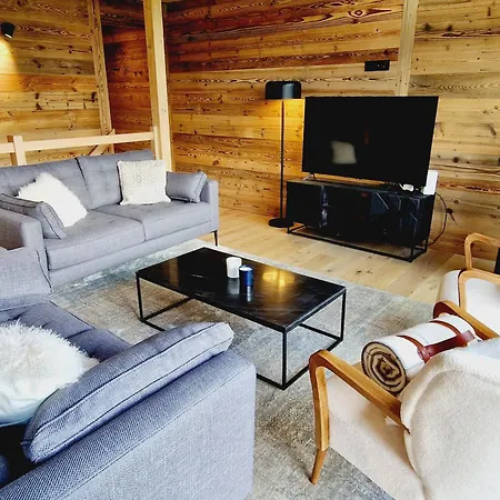 De Gamme Avec Sauna, Et Parking Proche Des Pistes - Fr-1-755-30